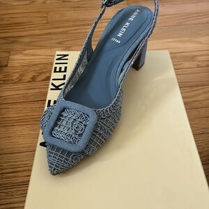 NWT Anne Klein Belinda Blue Shoes